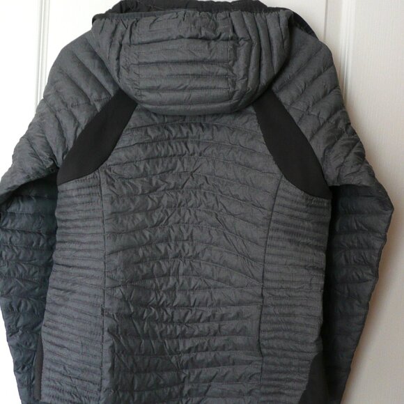 Eddie Bauer First Ascent Women's Goose Down Gray Quilted Puffer Jacket Size XS - Picture 2 of 8